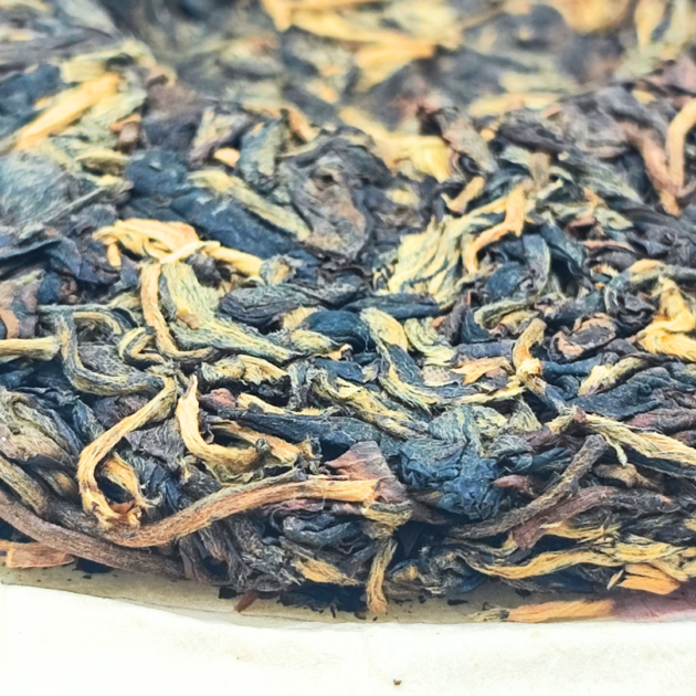 Tè rosso dello Yunnan in torta